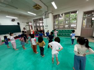 114.05.06大肌肉活動、5月慶生會、團體討論(關於扮演探討、地上有水怎麼辦)